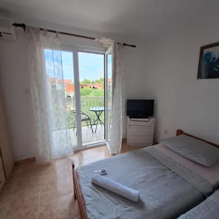Esto - Classic One Bedroom With Balcony 3 Biograd Na Moru