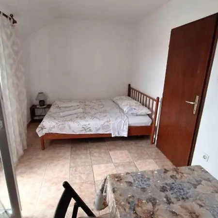 Esto - Classic One Bedroom With Balcony 3 * Biograd Na Moru