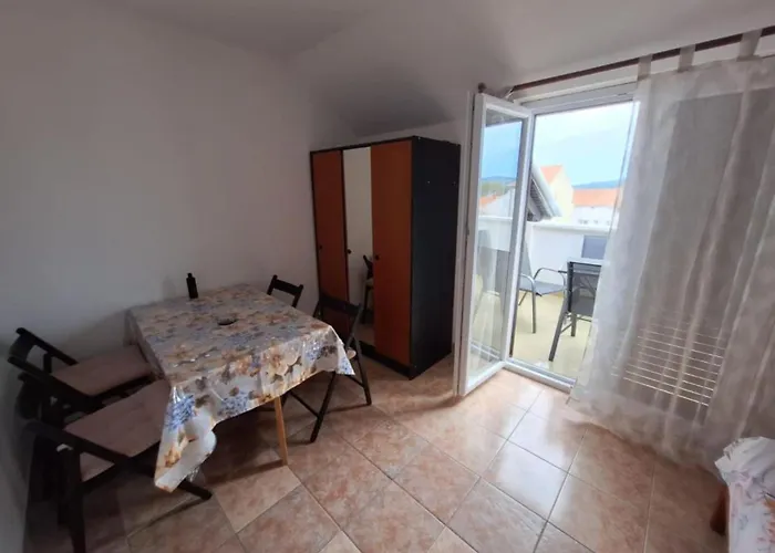 דירה Esto - Classic One Bedroom With Balcony 3 ביוגראד נה מורו